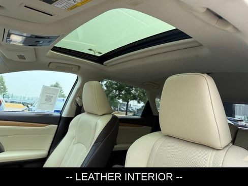 Used 2019 Lexus RX 350 AWD w/ Navigation Package image 8