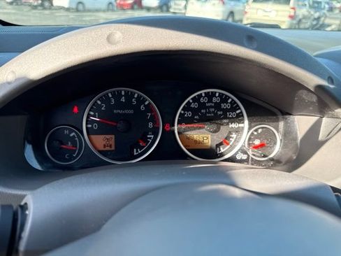 Used 2019 Nissan Frontier SL AWD/4WD image 16