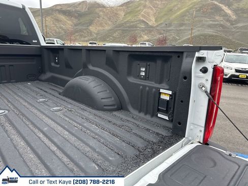 New 2025 Ford F350 XLT AWD/4WD image 37