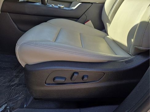 Used 2023 Cadillac XT4 Premium Luxury image 26