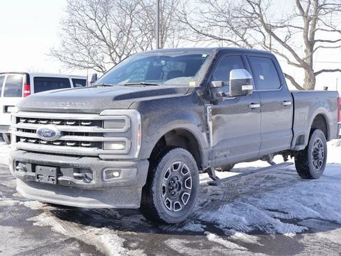 Used 2024 Ford F350 Platinum image 3