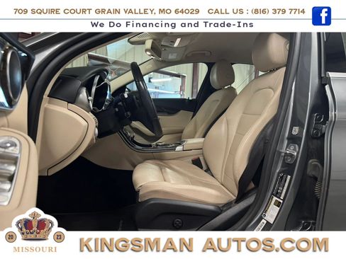 Used 2017 Mercedes-Benz C 300 Sedan image 11
