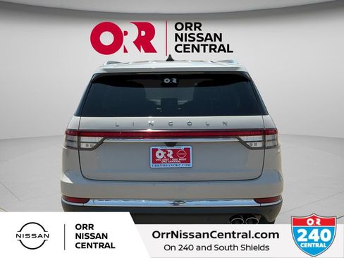 Used 2023 Lincoln Aviator Reserve w/ Equipment Group 201A RWD image 6