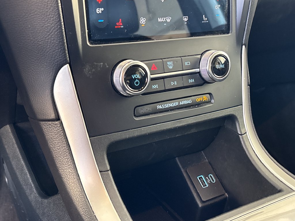 Used 2024 Ford Edge SEL AWD/4WD image 40
