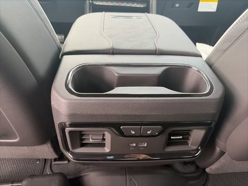 New 2026 GMC Sierra 2500 AT4X w/ LPO, Black Badging Package AWD/4WD image 13