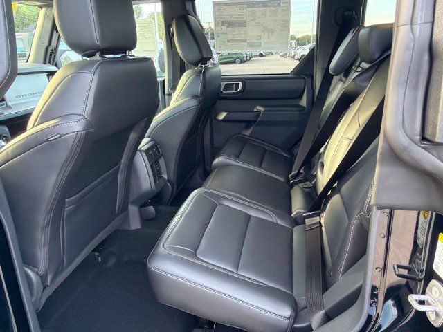 New 2026 Ford Bronco Outer Banks AWD/4WD image 7