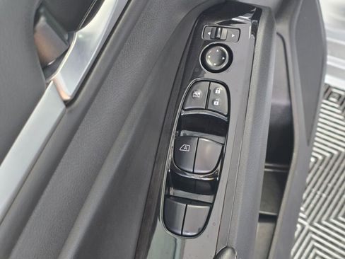 Used 2023 Nissan Altima 2.5 SV image 20