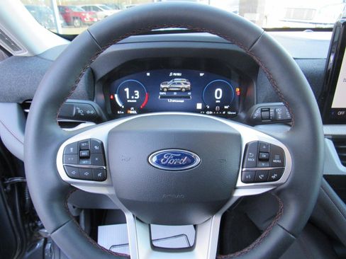 New 2026 Ford Explorer Active AWD/4WD image 12