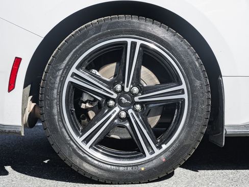 Used 2024 Ford Mustang Premium image 14