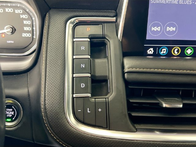 Used 2021 GMC Yukon AT4 w/ Technology Package AWD/4WD image 10