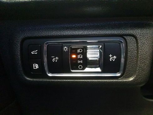 Certified 2024 Lincoln Corsair Grand Touring w/ Equipment Group 302A AWD/4WD image 25