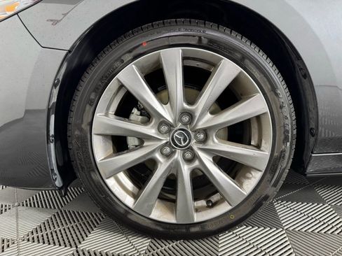 Used 2021 MAZDA MAZDA3 s image 40