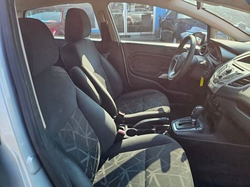 Used 2013 Ford Fiesta SE image 11