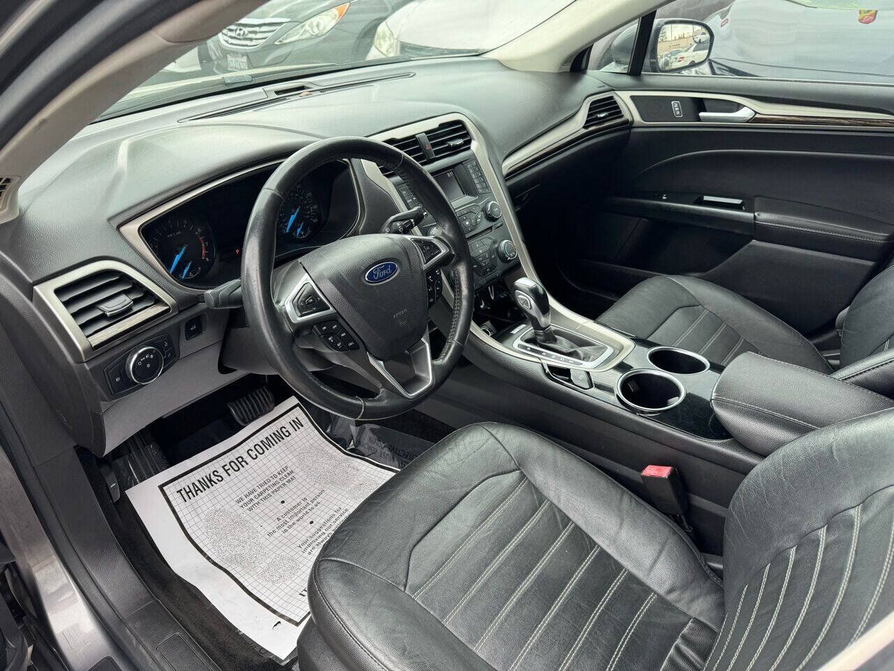 Used 2014 Ford Fusion SE w/ Equipment Group 202A FWD image 12