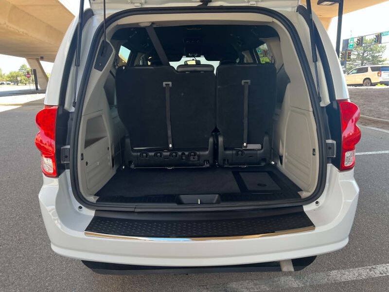 Used 2018 Dodge Grand Caravan SXT FWD image 61