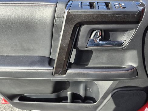 Used 2023 Toyota 4Runner TRD Off-Road Premium image 31