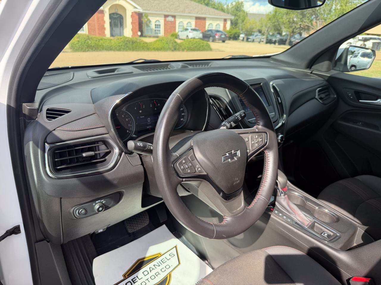 Used 2022 Chevrolet Equinox RS AWD/4WD image 11