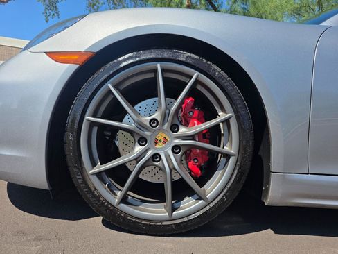 Used 2018 Porsche 718 Boxster S RWD image 29