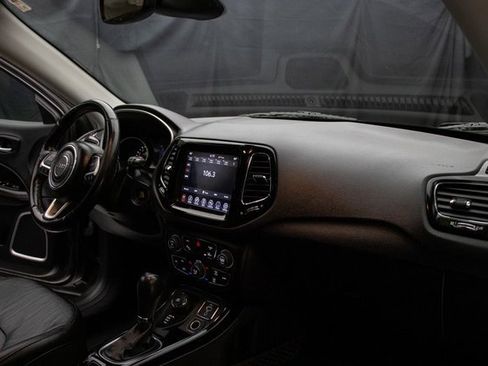 Used 2021 Jeep Compass Limited image 15