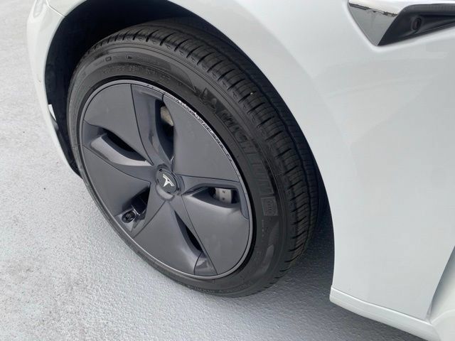 Used 2020 Tesla Model 3 Standard Range Plus RWD image 21