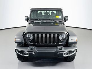 Used 2024 Jeep Gladiator Sport AWD/4WD video 2