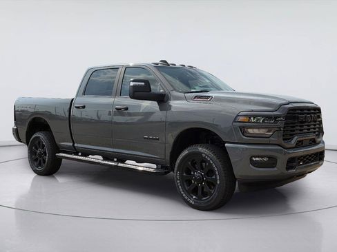 New 2026 RAM 2500 Big Horn AWD/4WD image 3
