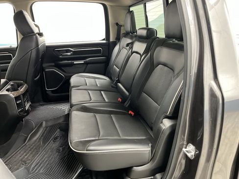 Used 2019 RAM 1500 Laramie image 31