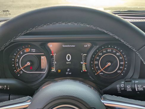 New 2026 Jeep Wrangler Unlimited Sahara AWD/4WD image 17