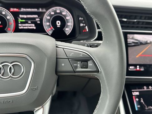 Used 2022 Audi Q8 Prestige image 33