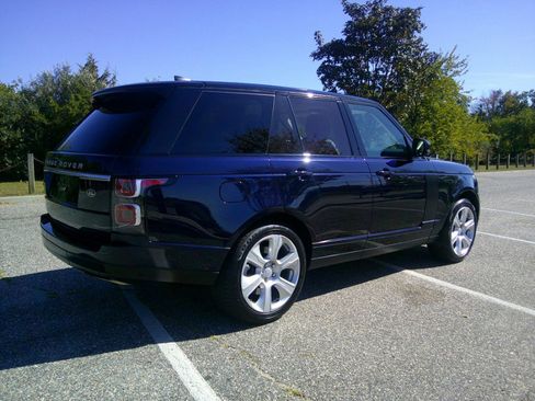 Used 2020 Land Rover Range Rover HSE image 6