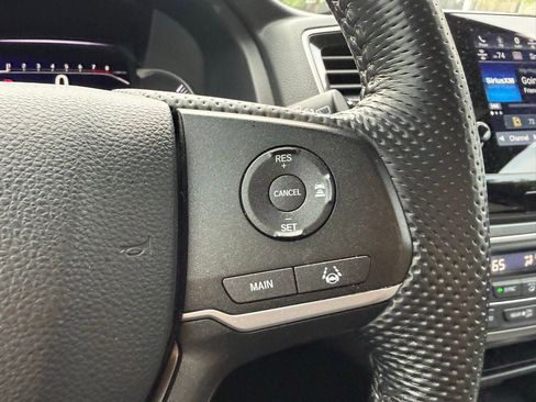 Used 2023 Honda Passport EX-L image 15
