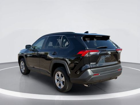 Used 2023 Toyota RAV4 XLE FWD image 4