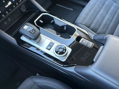 New 2026 Mitsubishi Outlander SE AWD/4WD image 20