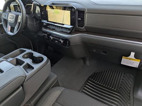 New 2026 GMC Sierra 1500 Elevation image 30