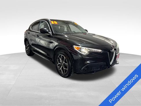 Used 2020 Alfa Romeo Stelvio Ti w/ Active Blind Spot Package image 3
