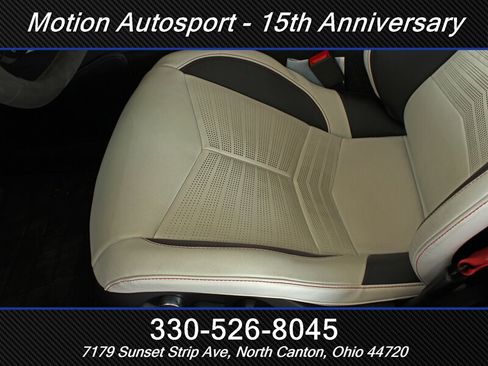 Used 2023 Chevrolet Corvette Stingray Premium Conv w/ Z51 Performance Package RWD image 32