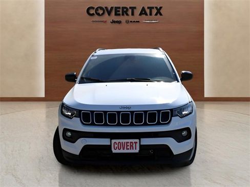 New 2026 Jeep Compass Latitude image 8