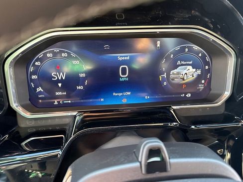 New 2026 Chevrolet Silverado 1500 High Country w/ Technology Package AWD/4WD image 21