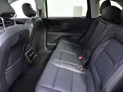 New 2026 Lincoln Nautilus Reserve AWD/4WD image 21
