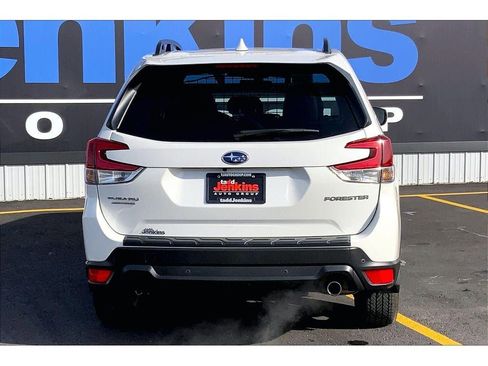 Used 2023 Subaru Forester Limited w/ Popular Package #2 image 4