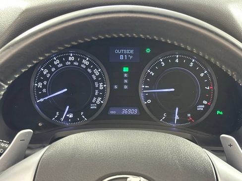 Used 2011 Lexus IS 250C w/ Luxury Pkg RWD image 31