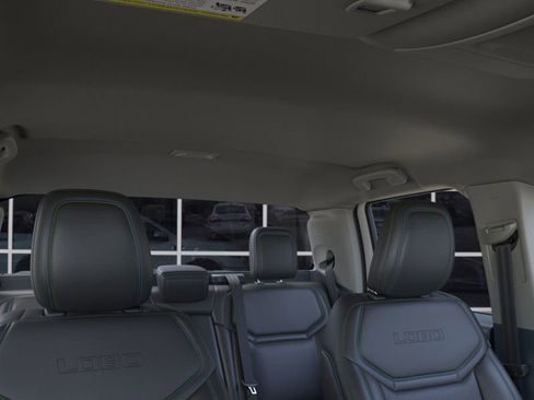 New 2026 Ford Maverick Lobo image 12