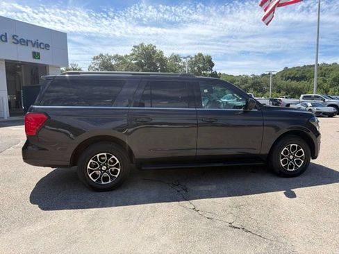 Used 2023 Ford Expedition Max XLT AWD/4WD image 7