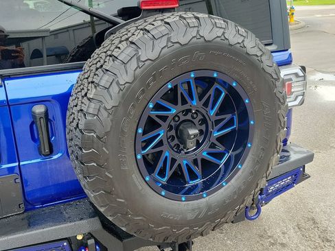 Used 2020 Jeep Wrangler Unlimited Sport S AWD/4WD image 9