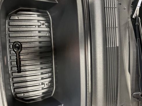 Used 2021 Tesla Model Y Performance image 26