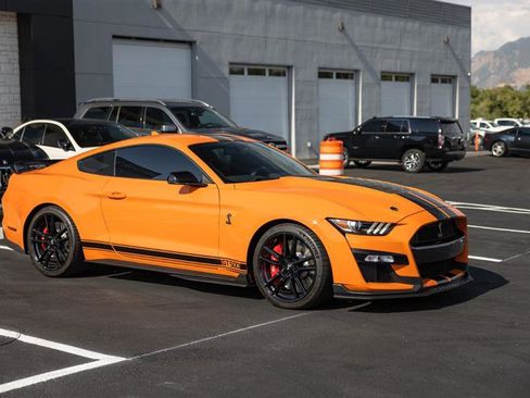 Used 2020 Ford Mustang Shelby GT500 w/ Technology Package image 6