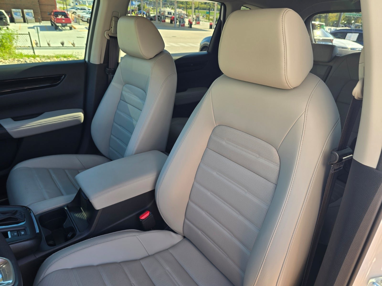 Used 2024 Honda CR-V EX-L image 12