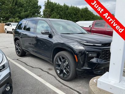 Used 2024 Chevrolet Traverse RS w/ LPO, Floor Liner Package
