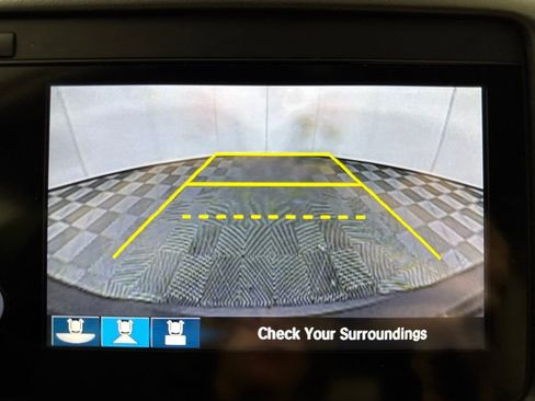 Used 2019 Honda HR-V Touring image 14