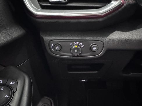Certified 2023 Chevrolet TrailBlazer RS w/ Sun and Liftgate Package AWD/4WD image 25